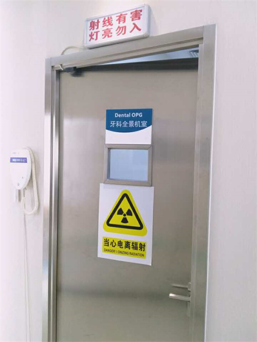 通辽防辐射铅门：守护生命健康的隐形盾牌